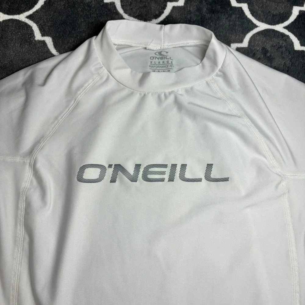 ONeill Rash Guard Mens XL White Long Sleeve Performance Fit Swim Shirt Sun Guard